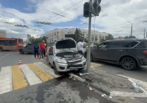 Мэрия Омска разработала меры для снижения рисков ДТП на Ленинградской площади