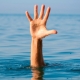 В Омской области при купании погибло двое мужчин
