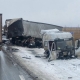 На трассе Тюмень-Омск в страшном ДТП столкнулись две фуры