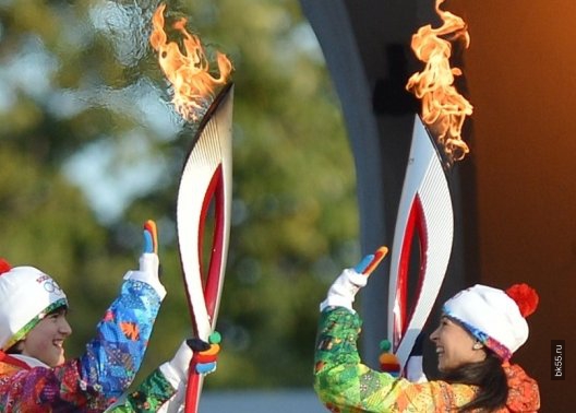 Олимпийские Игры в Сочи 2014. Олимпийский флаг из цветной бумаги