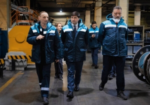 Омские химические заводы объехала делегация Минпромторга России