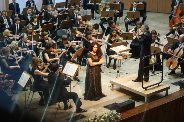 фото Максим Самылкин